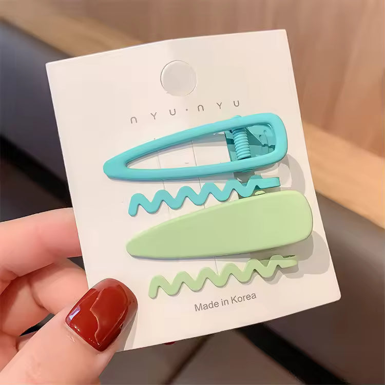 Minimal Matte Hair Clip Set