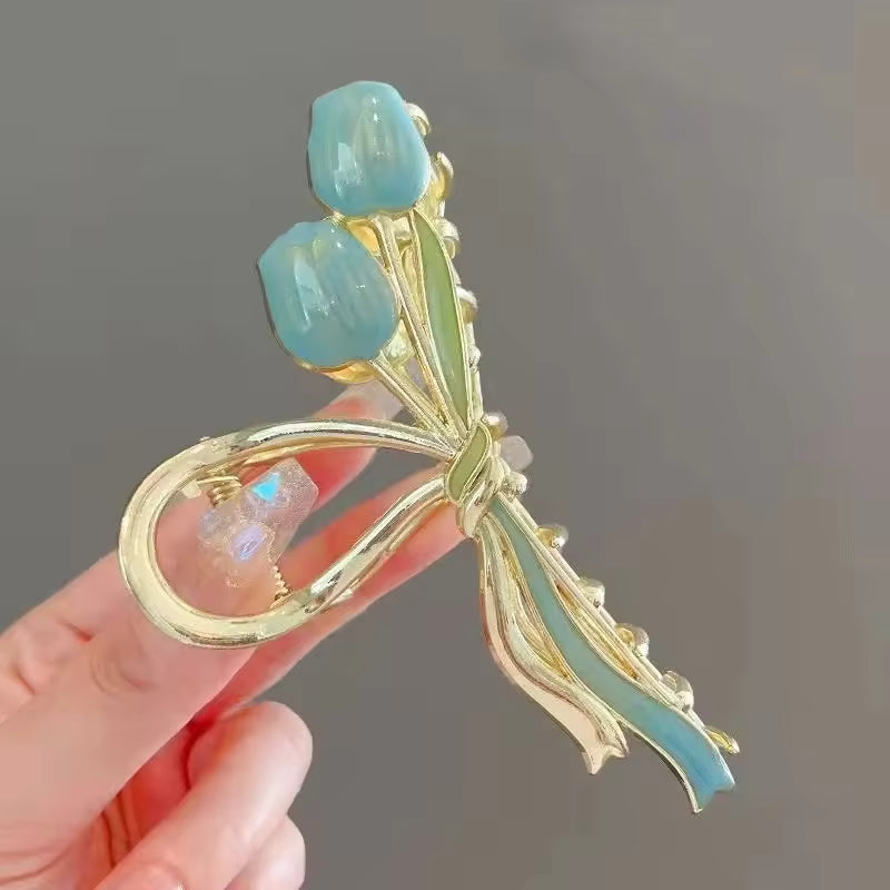 Tulip-Shaped Metal Hair Claw