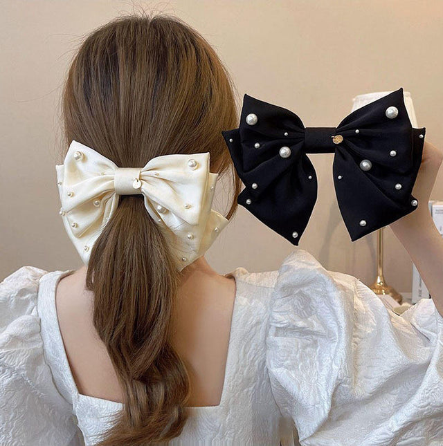 Pearl Embellished Bow Hair Clip