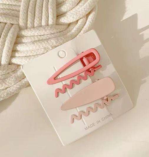 Minimal Matte Hair Clip Set