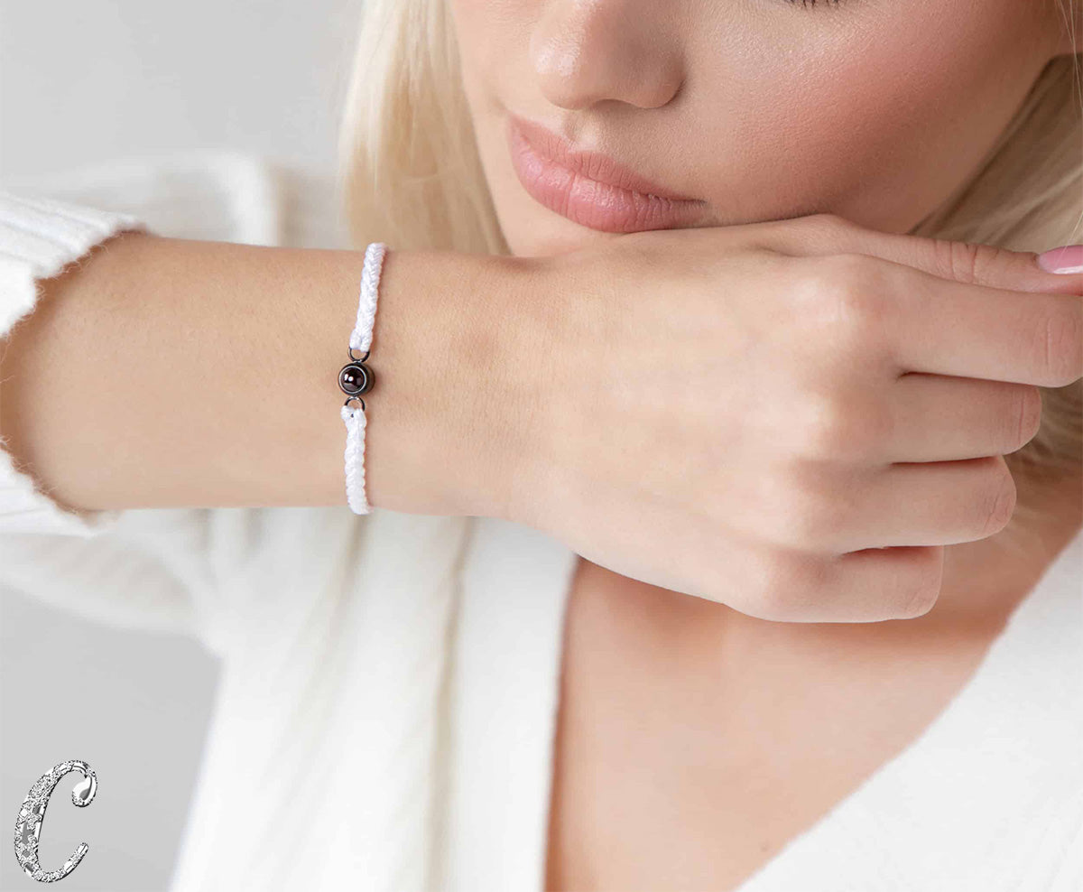 Projection Photo Bracelets: Cherished Memories on Your Wrist